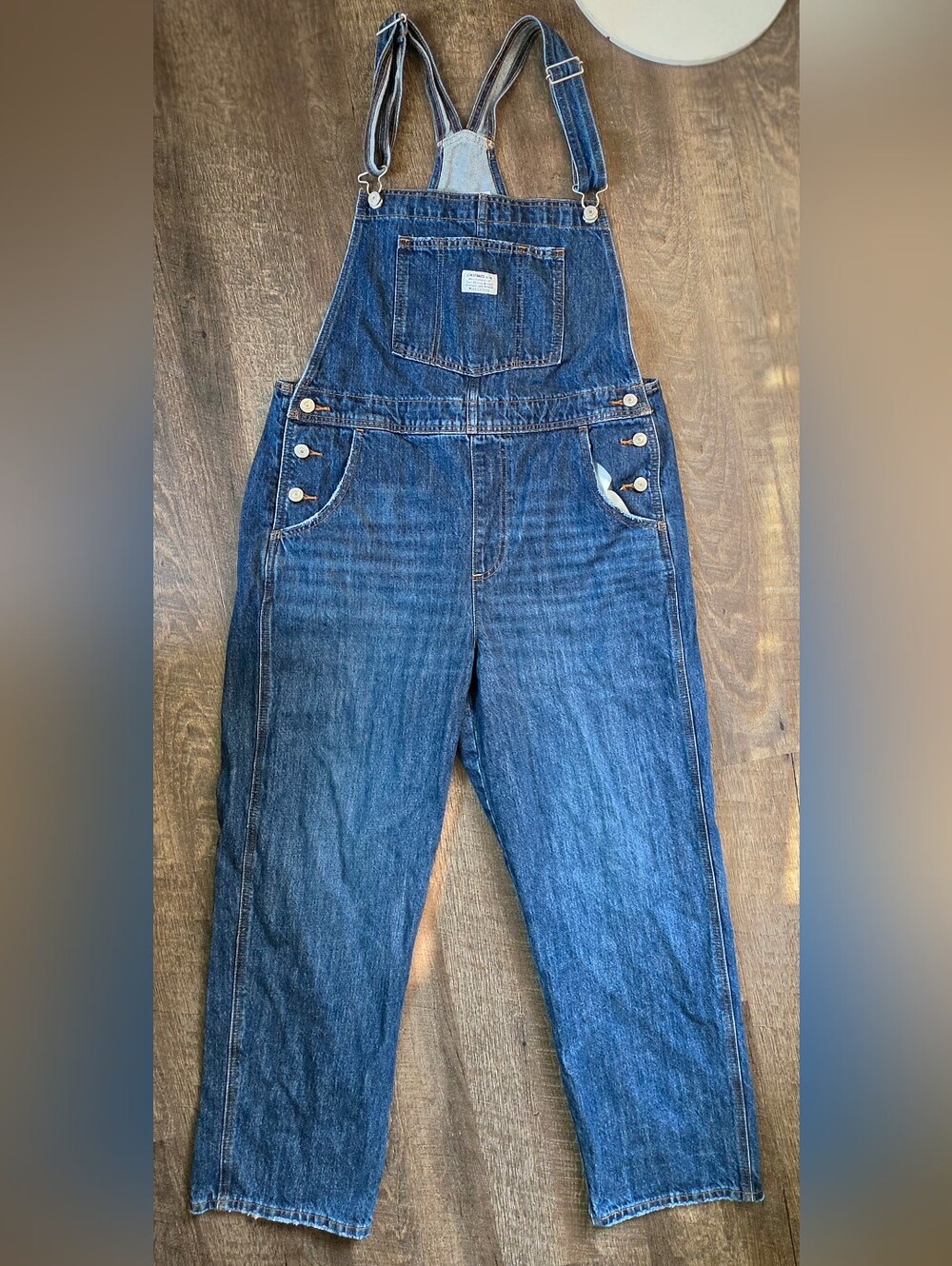 Levi's Vintage Cut Denim Overalls Womens L Med-Dark Wash Relaxed Straight Leg - Picture 2 of 16
